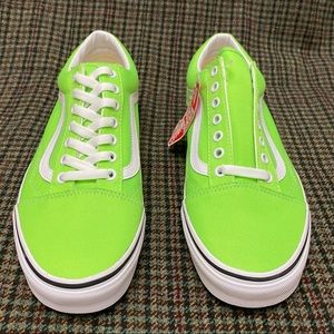 NWT Neon Green Gecko Vans